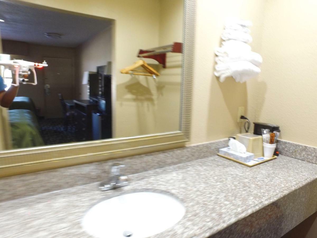 Cross Road Motel Trenton ภายนอก รูปภาพ